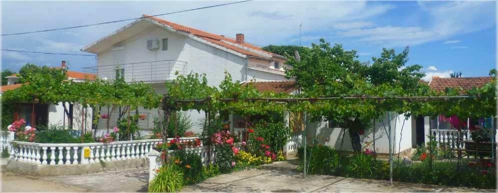 Apartman Studio - Sime 3 Sukošan Εξωτερικό φωτογραφία