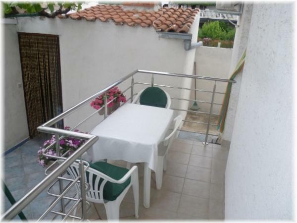Apartman Studio - Sime 3 Sukošan Εξωτερικό φωτογραφία